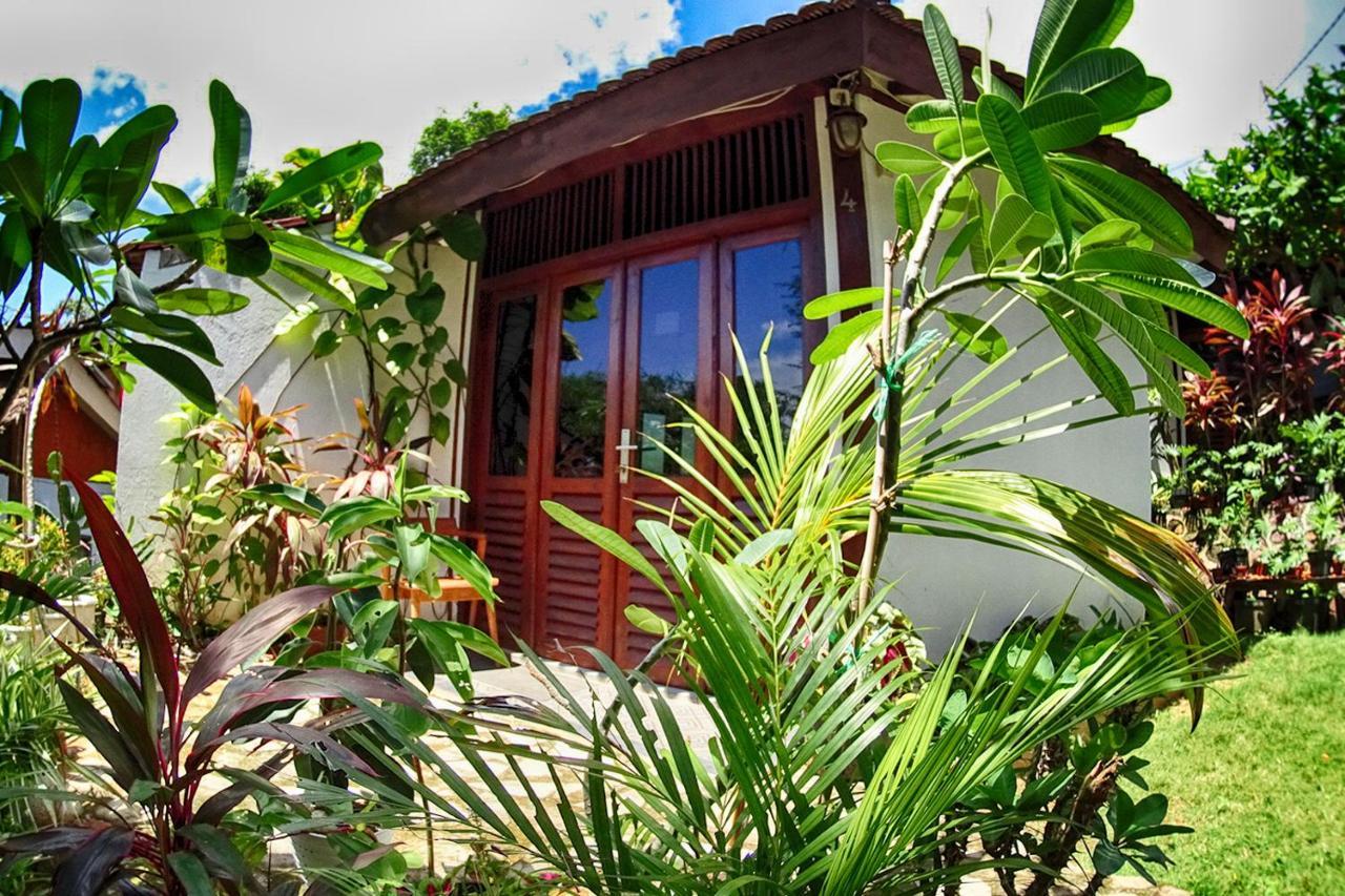Ayu Hotel Karimunjawa Dış mekan fotoğraf