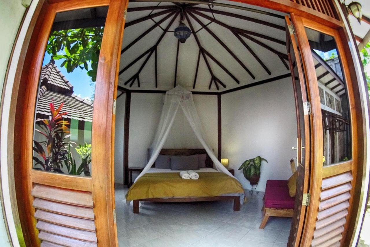 Ayu Hotel Karimunjawa Dış mekan fotoğraf