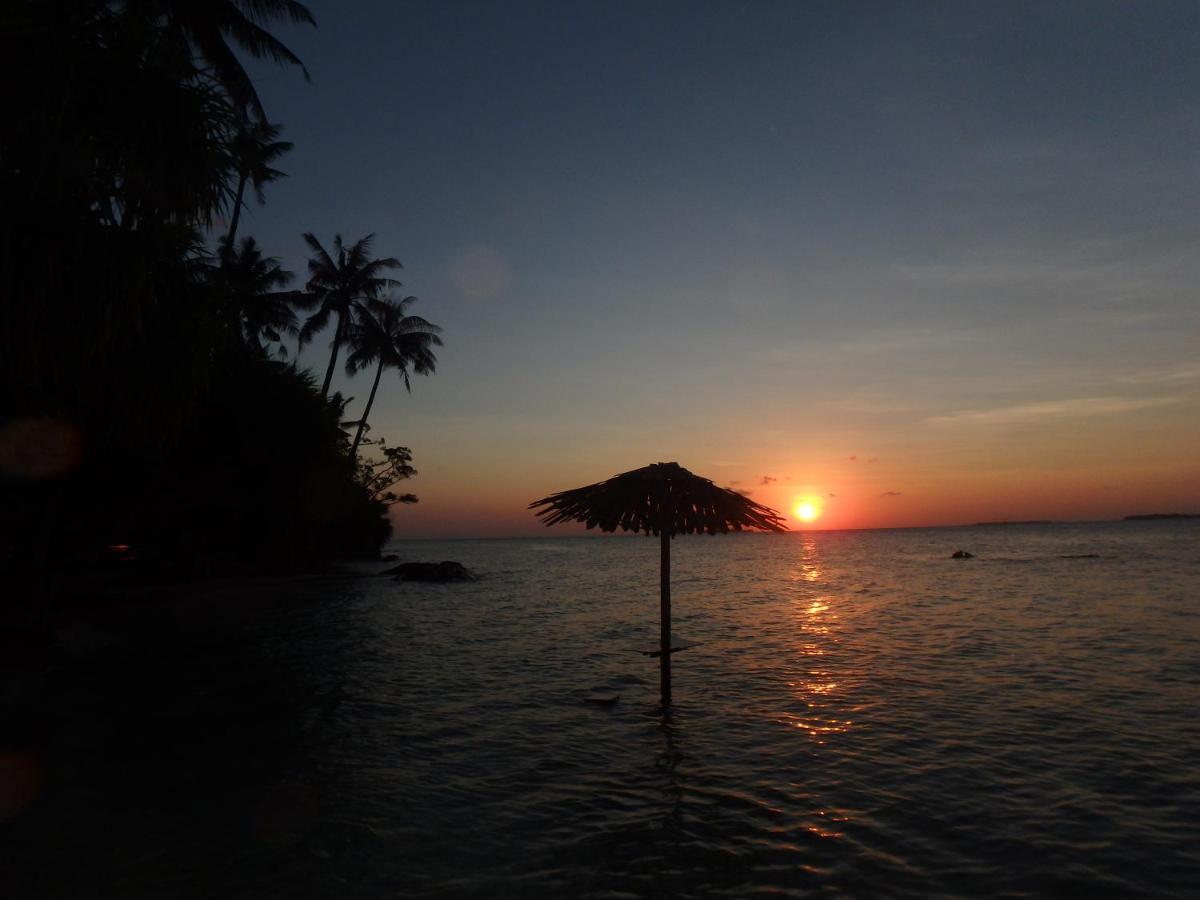 Ayu Hotel Karimunjawa Dış mekan fotoğraf