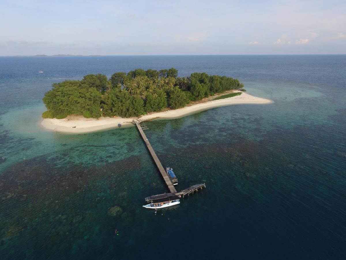Ayu Hotel Karimunjawa Dış mekan fotoğraf