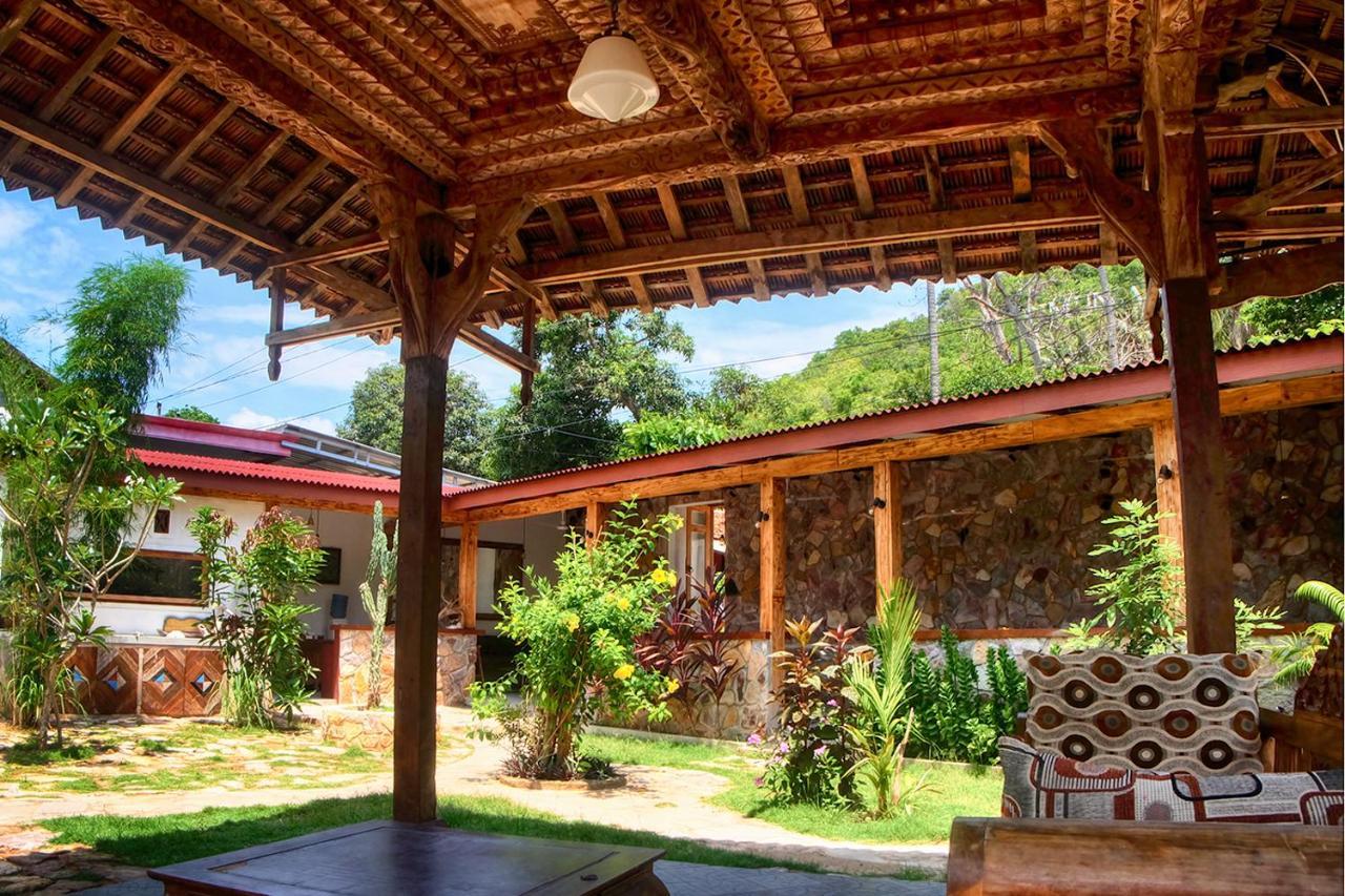 Ayu Hotel Karimunjawa Dış mekan fotoğraf