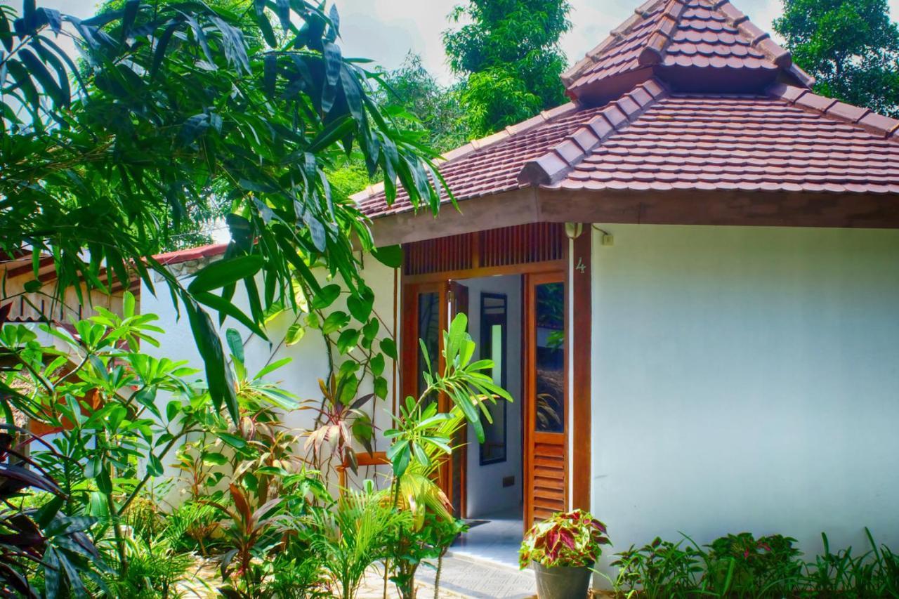 Ayu Hotel Karimunjawa Dış mekan fotoğraf