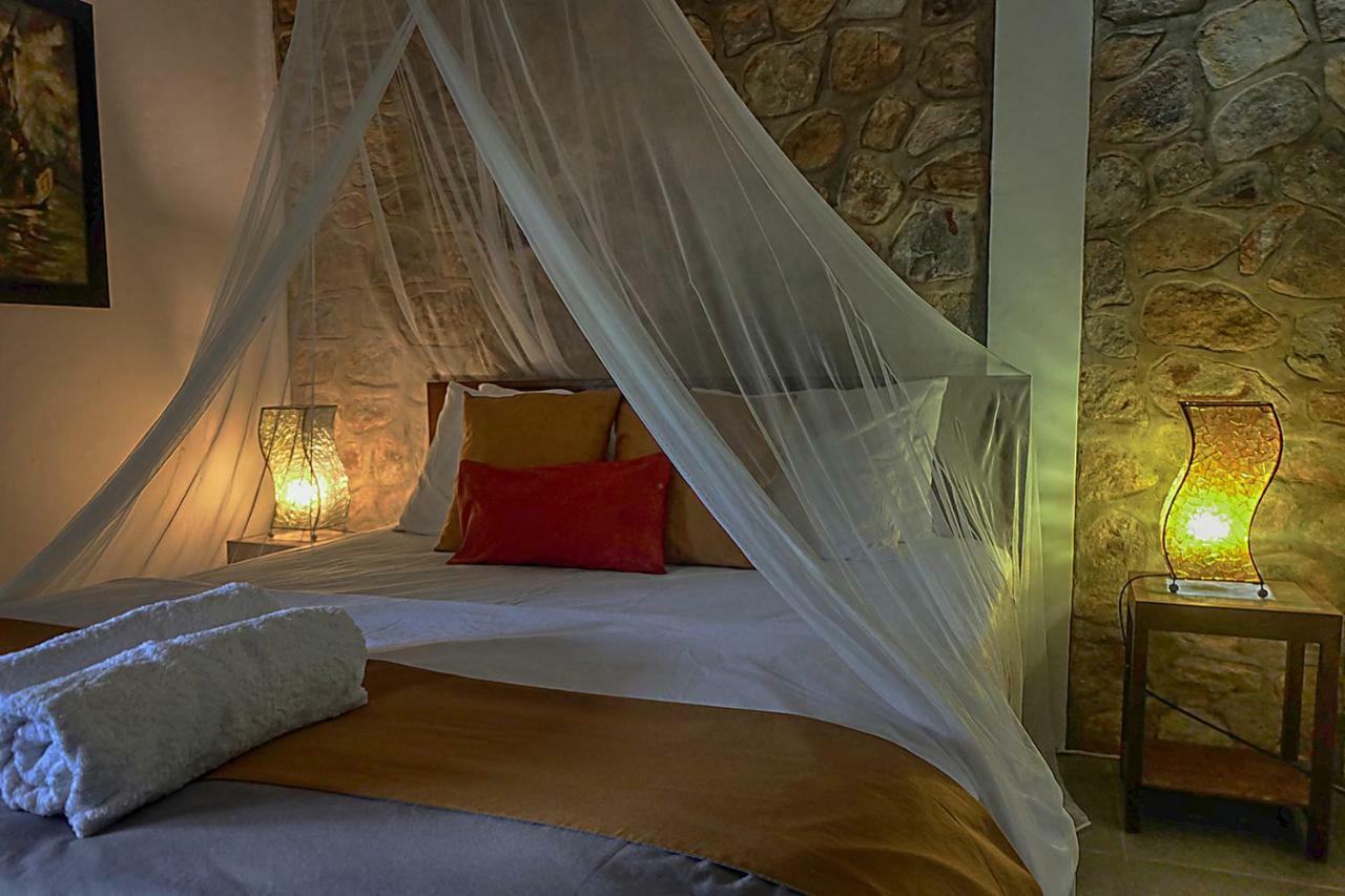 Ayu Hotel Karimunjawa Dış mekan fotoğraf